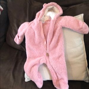 Carter’s hooded Sherpa bunting